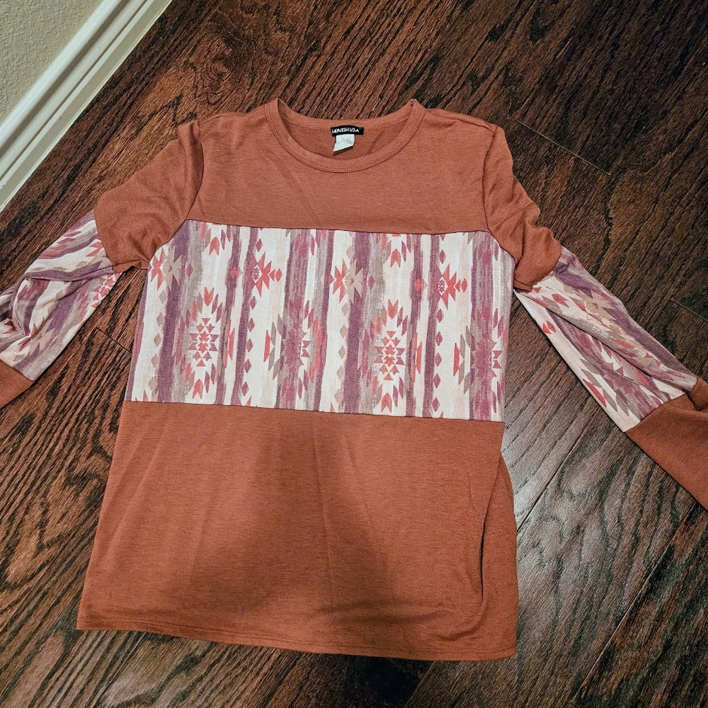 Long sleeve Aztec top